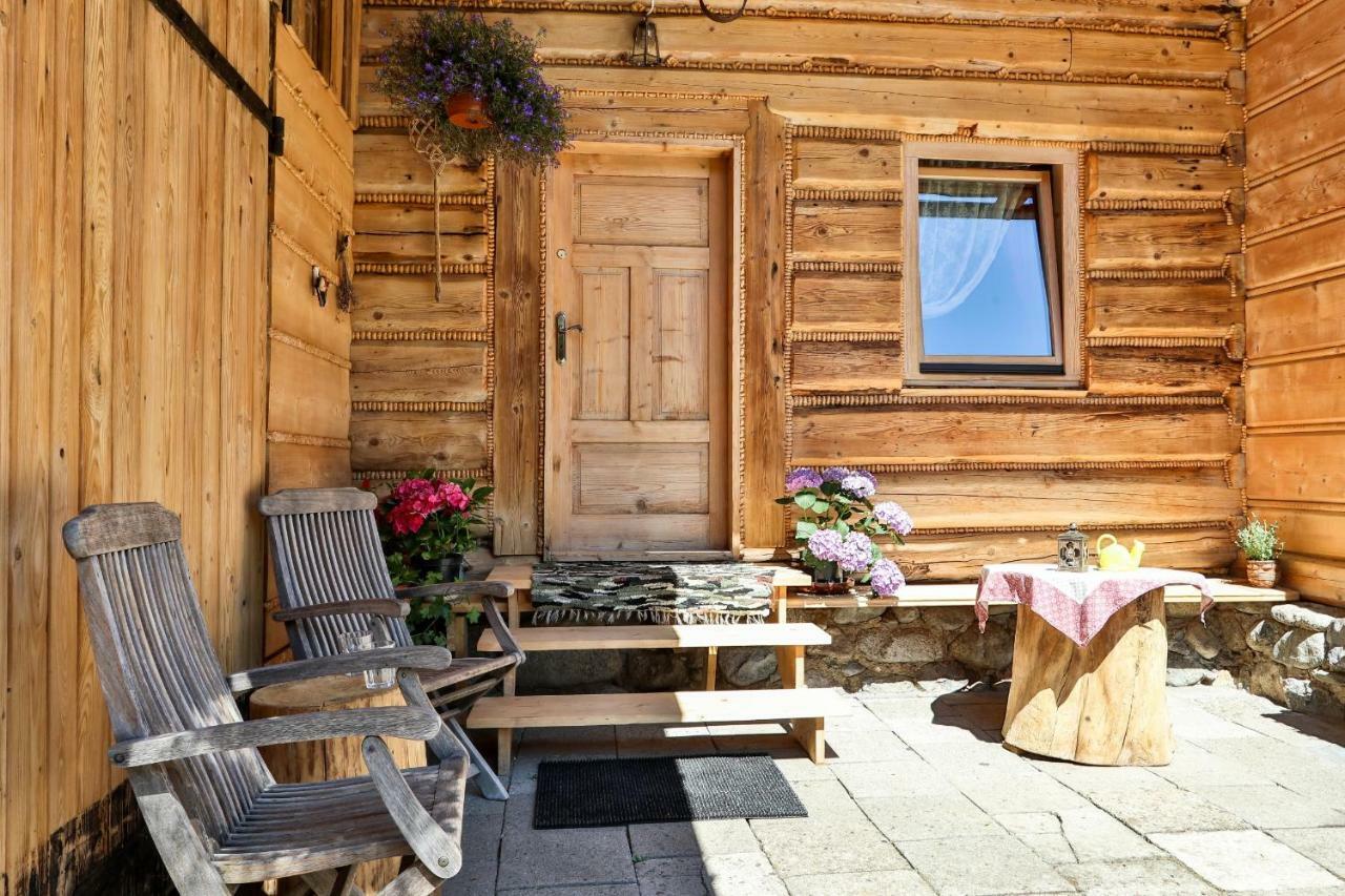 Dom Tomusik Apartment ซาโกปาเน ภายนอก รูปภาพ